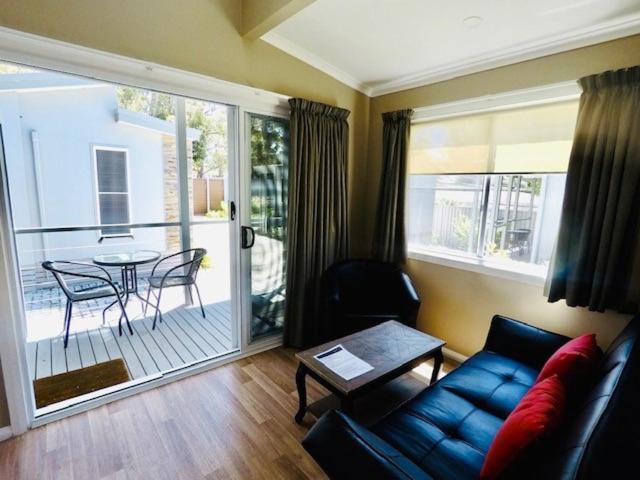 Jervis Bay Mariners Motel Huskisson Bagian luar foto